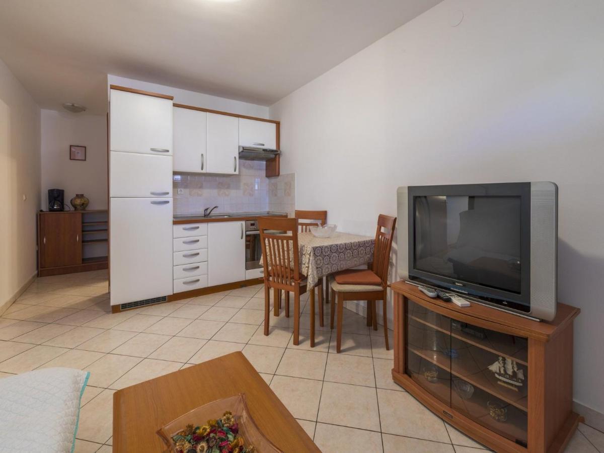 Apartments Dino Цриквениця Екстер'єр фото