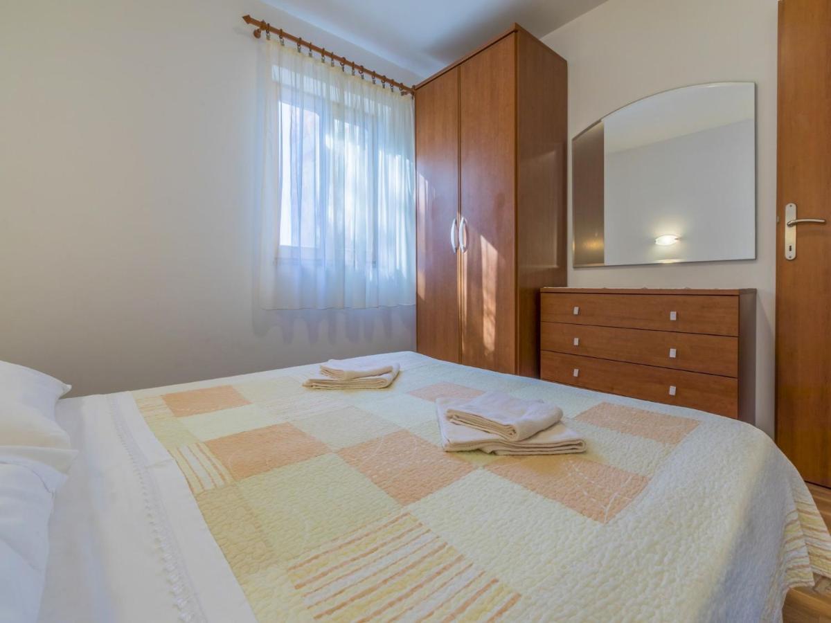 Apartments Dino Цриквениця Екстер'єр фото