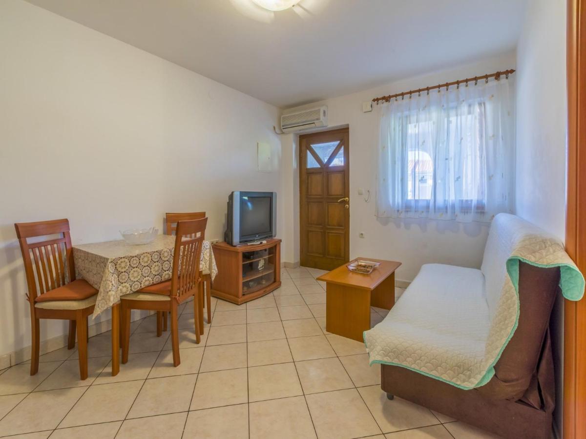 Apartments Dino Цриквениця Екстер'єр фото